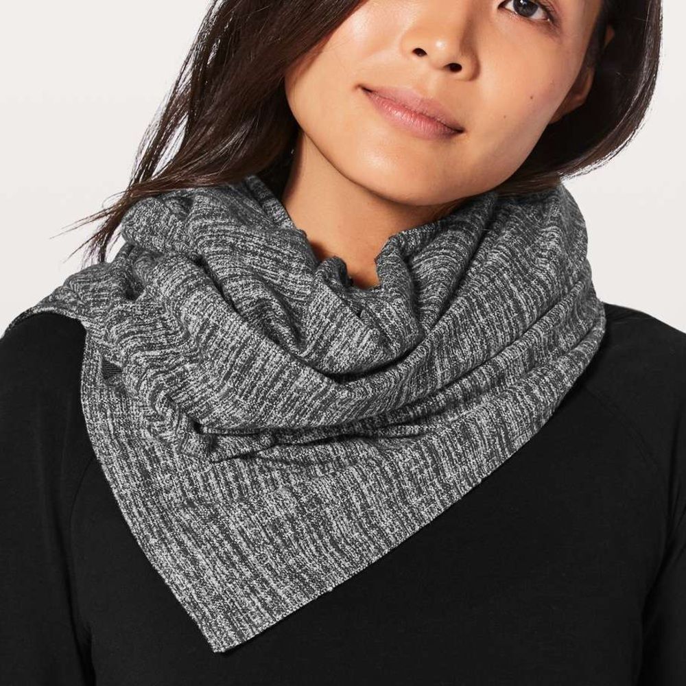 Lululemon Vinyasa Scarf *Rulu Ringspun Denim Black White